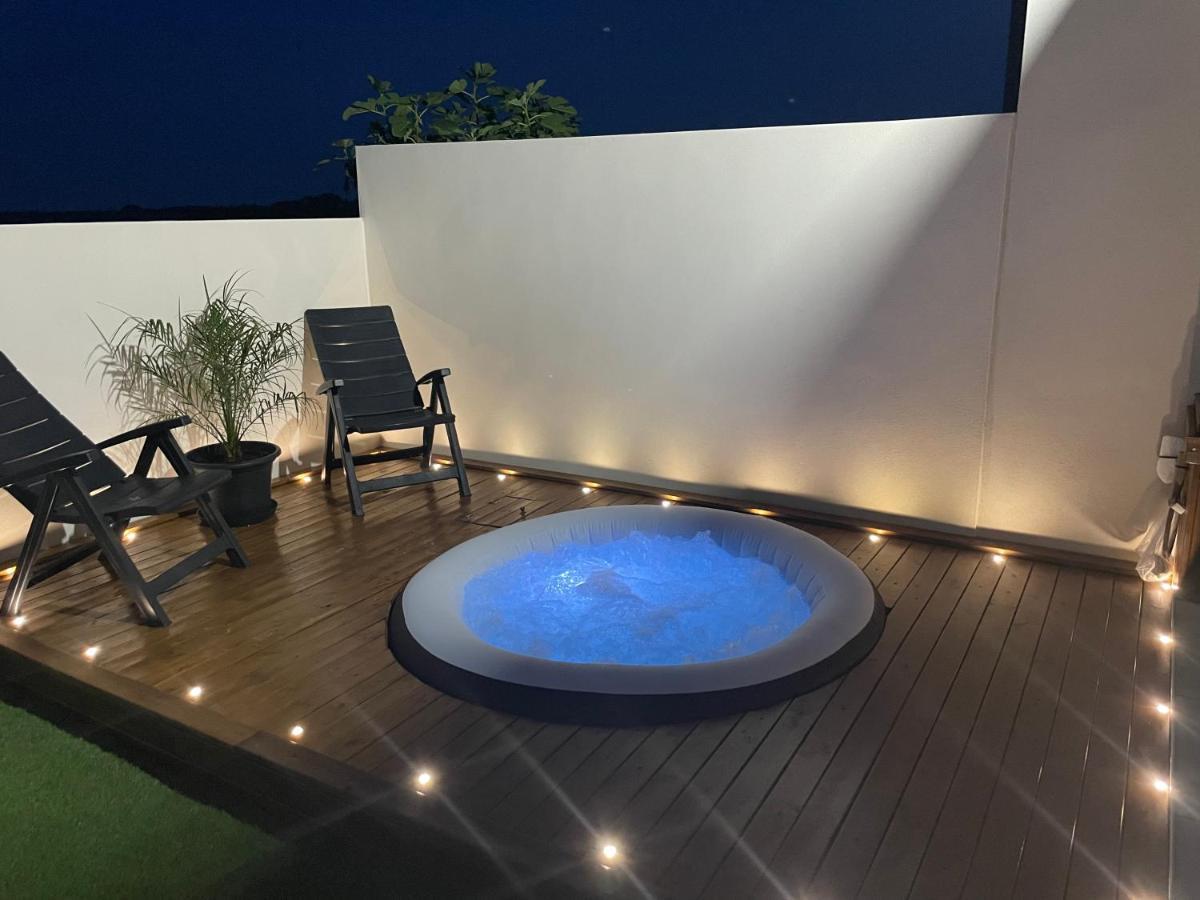 Appartement Avec Spa-Avril A Sept-Camargue 4 Personnes Saint-Laurent-d'Aigouze Ngoại thất bức ảnh