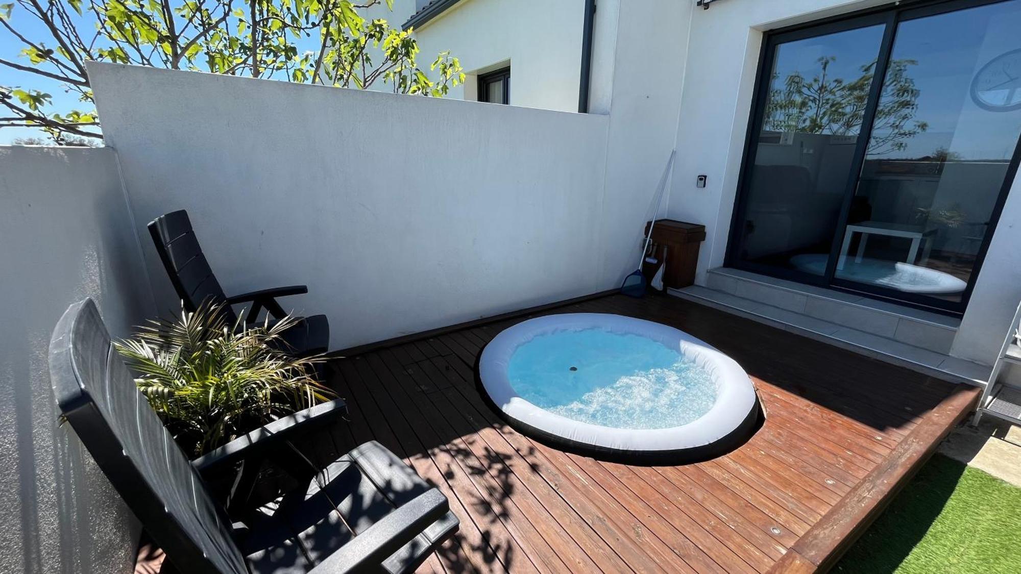 Appartement Avec Spa-Avril A Sept-Camargue 4 Personnes Saint-Laurent-d'Aigouze Ngoại thất bức ảnh